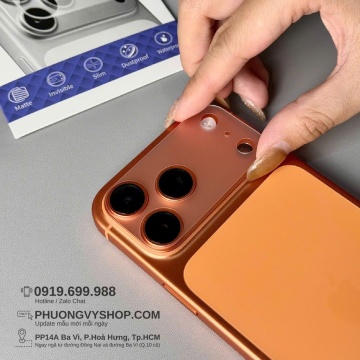 Dán nền camera NHÁM MỜ hiệu URR iPhone 18 Pro  / iPhone 17 Pro 6.3"